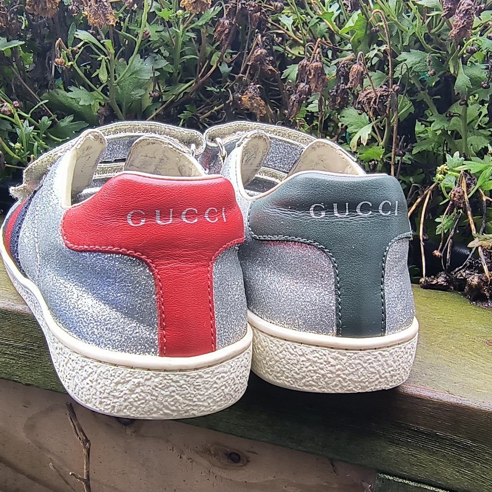Gucci Women's ACE GLITTER VELCRO sneakers Silver.